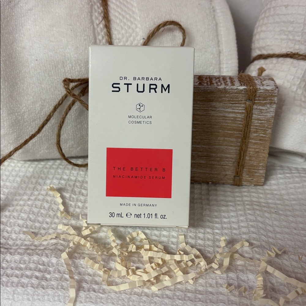 Dr. Barbara Sturm Niacinamide Serum